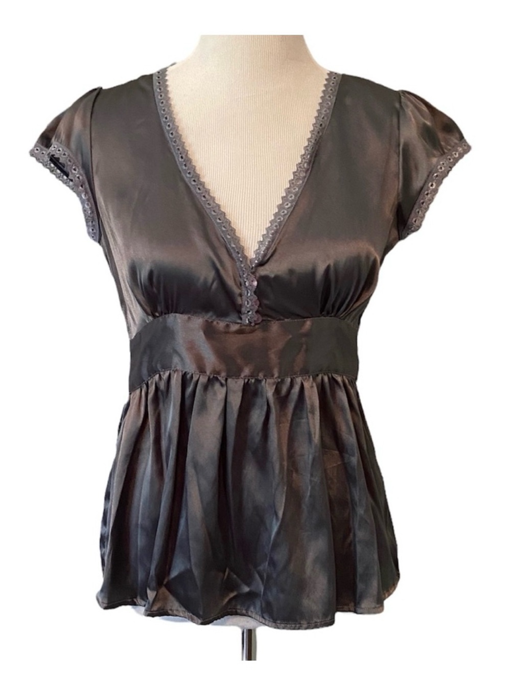 Tramp Charcoal Gray Satin V-Neck Peplum Top